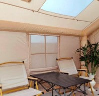 tente-gonflable-interieur-avec-table-chaises